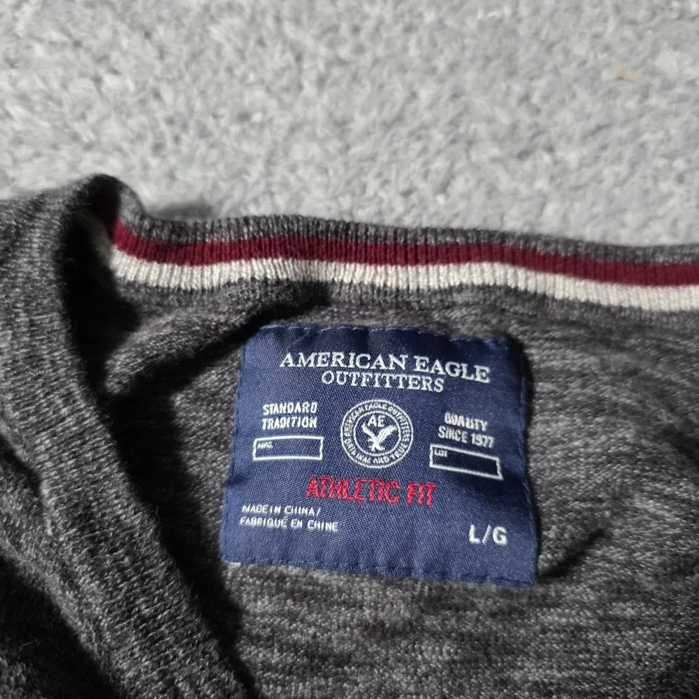 American Eagle Mens L V-Neck Sweater Black Grey Athletic Fit Cotton Logo 2pk
